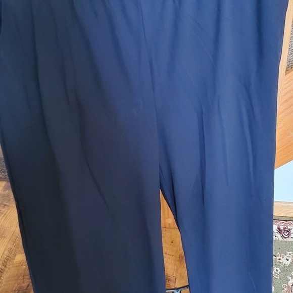T by Talbots Navy Blue Out and About Wide Leg Sz. L Pants - Picture 3 of 16